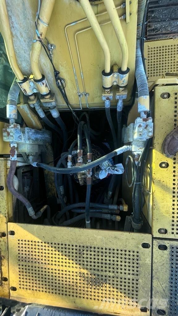 CAT 330 C LC Rupsgraafmachines