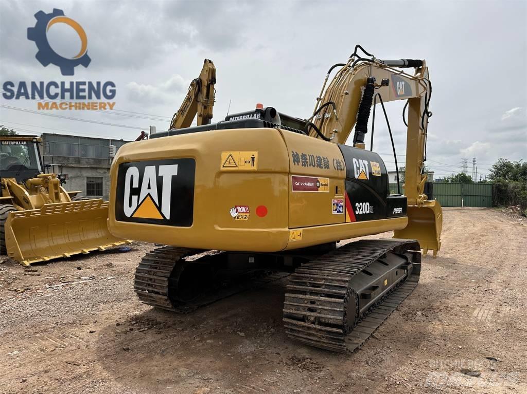 CAT 320 D 2 L Rupsgraafmachines
