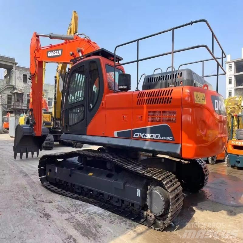 Doosan DX 300 LC-9C Rupsgraafmachines
