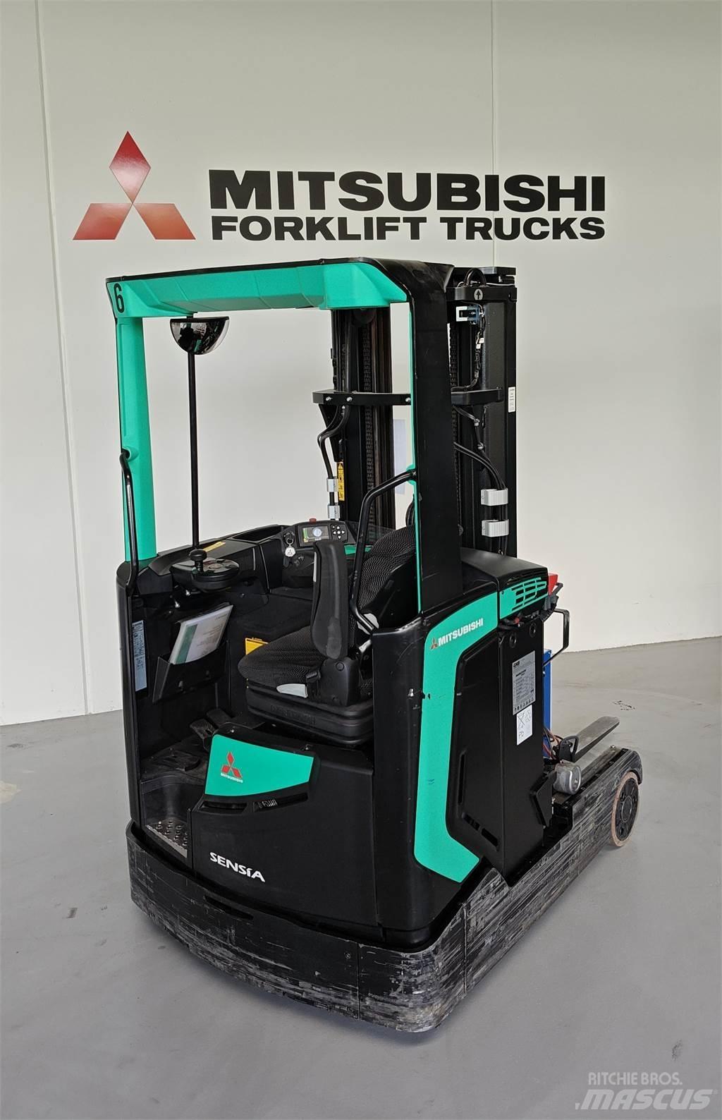 Mitsubishi RB14N2S Reachtruck voor hoog niveau