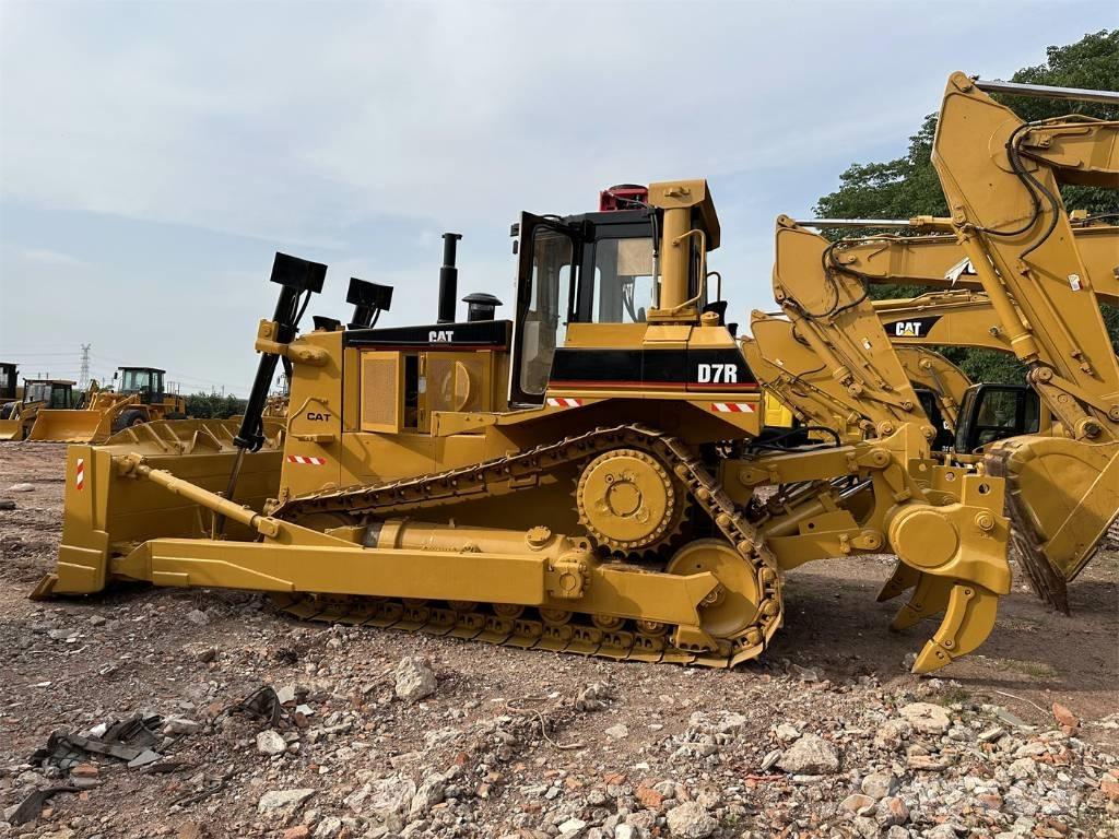 CAT D7R Rupsdozers