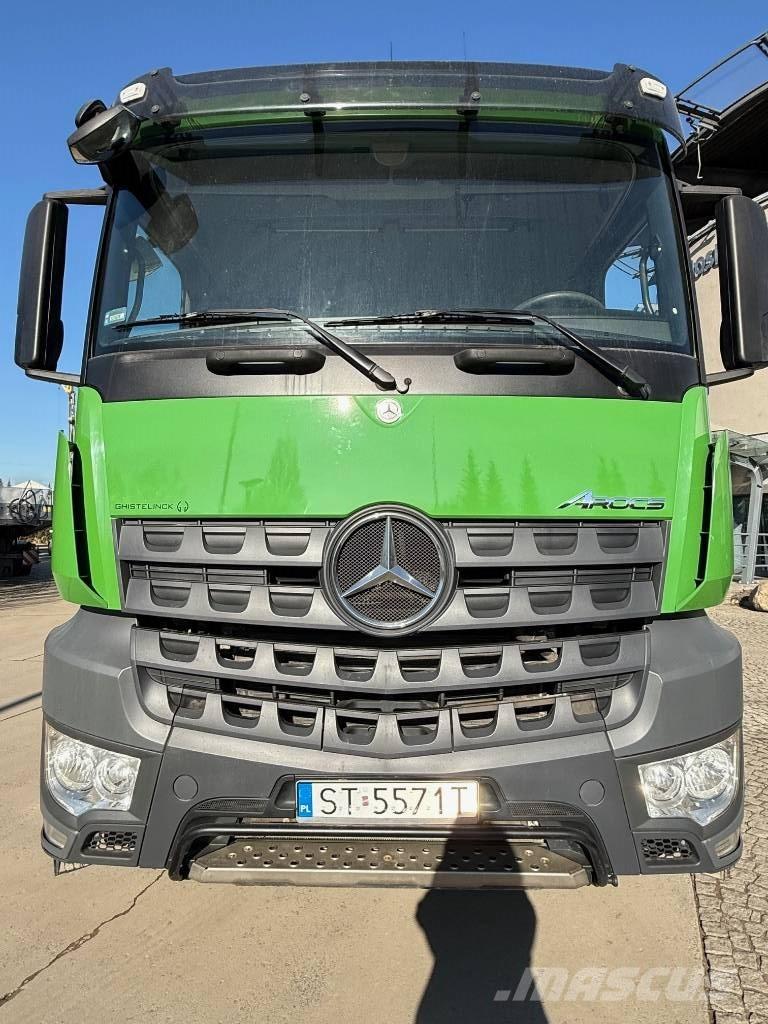 Mercedes-Benz Arocs Trekkers
