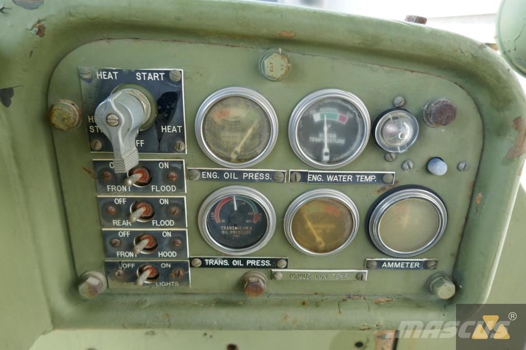 CAT D7F Ex-army Rupsdozers