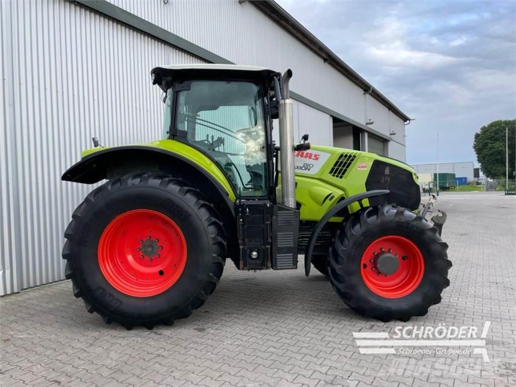 CLAAS AXION 810 Tractoren