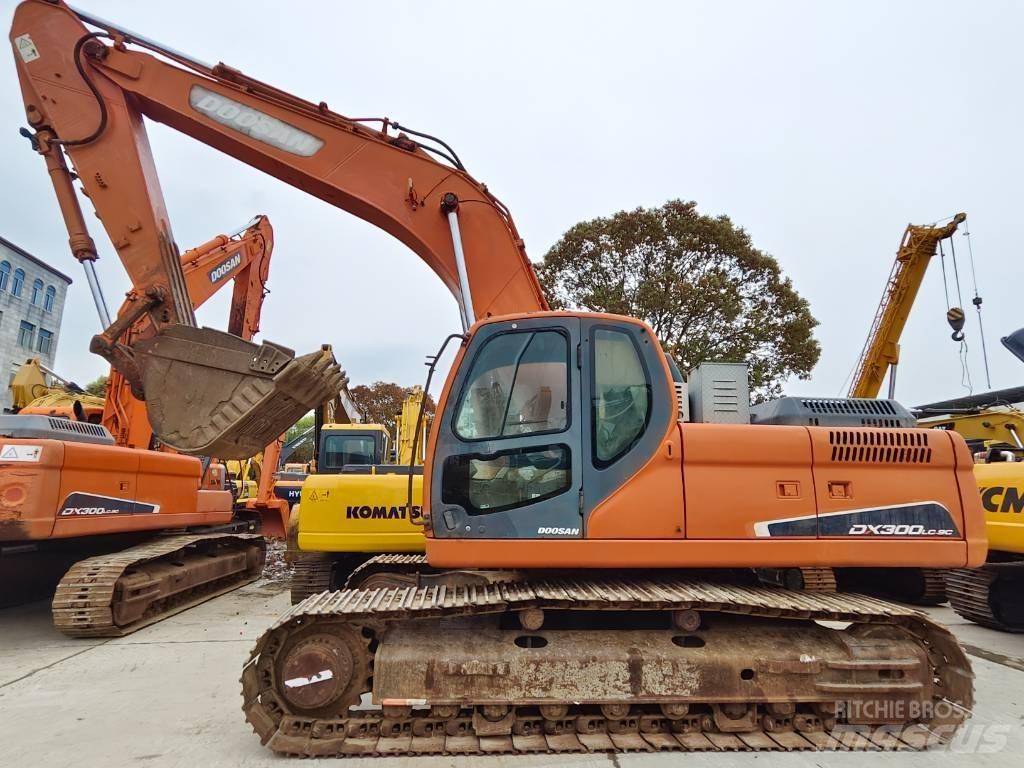 Doosan DX 300 LC Rupsgraafmachines