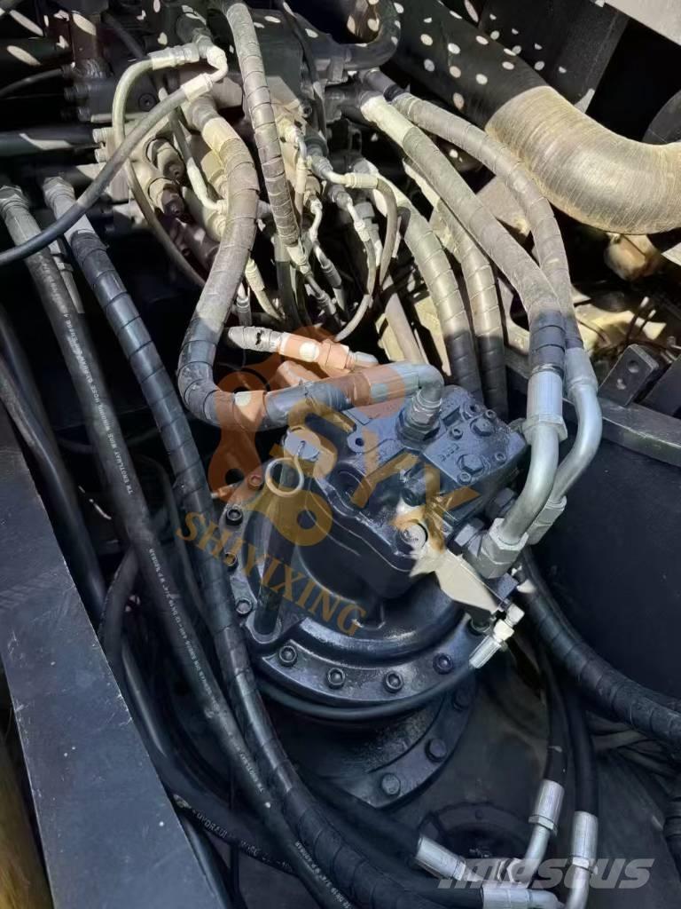 Volvo EC 240 D Rupsgraafmachines