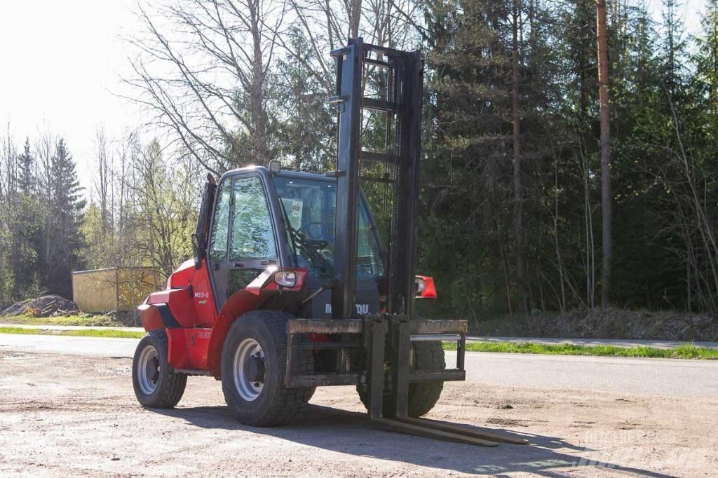 Manitou M 30.4 Vorkheftruck voor zwaar terrein