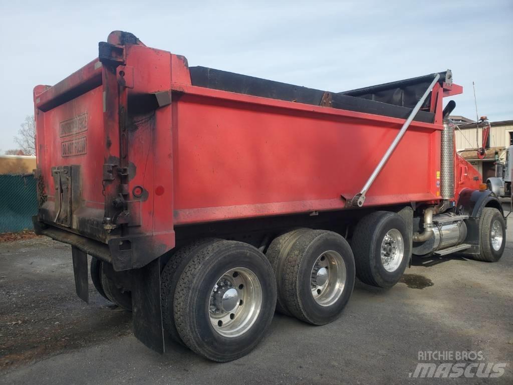 Kenworth T 800 Trekkers