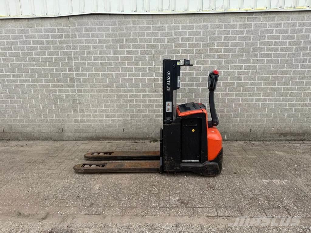 BT SWE200D Meeloop stapelaar