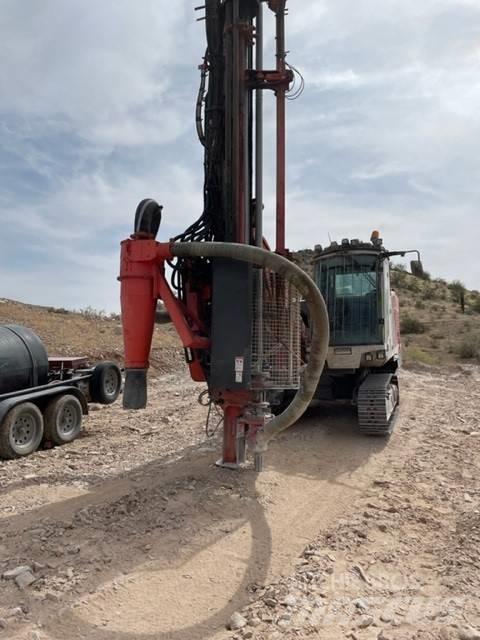Sandvik DP 1500 i Surface drill rigs