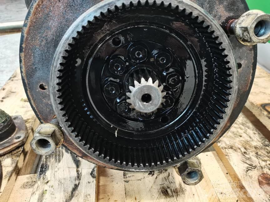 JCB 520-40 reducer Assen