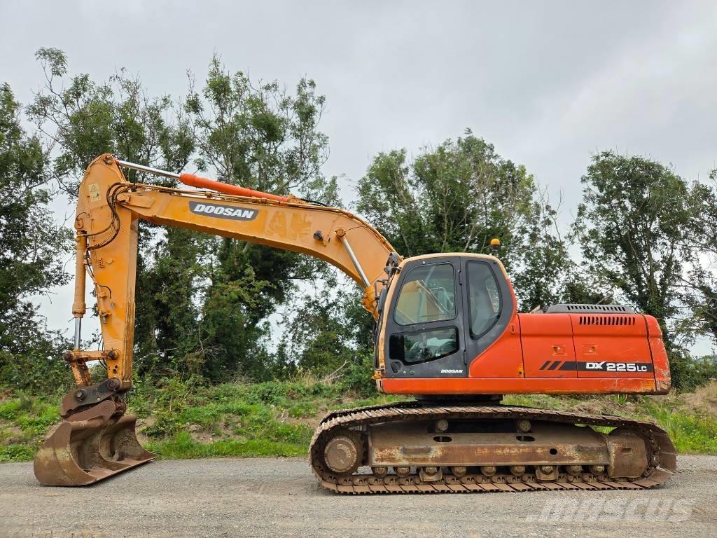 Doosan DX 225 LC Rupsgraafmachines