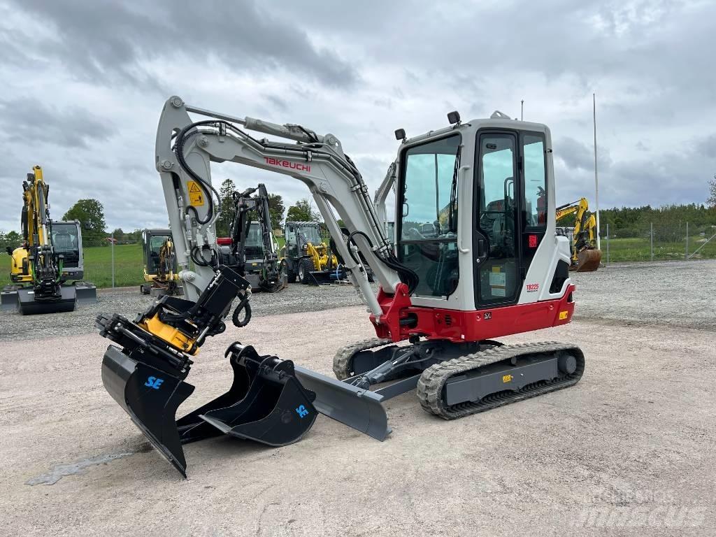 Takeuchi TB225 Minigraafmachines < 7t