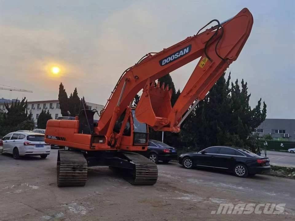 Doosan dx225 Rupsgraafmachines