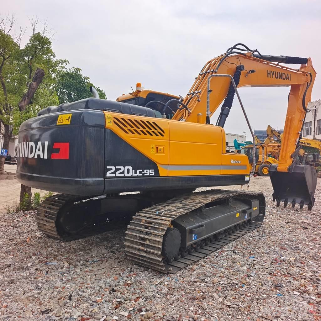 Hyundai 220LC-9 Rupsgraafmachines