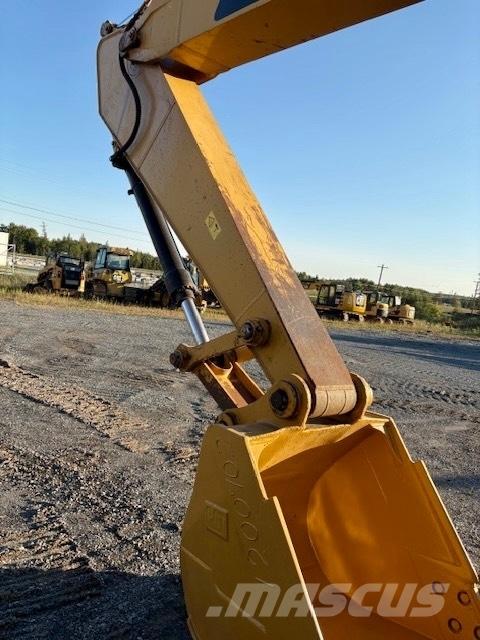 CAT 320 D Rupsgraafmachines