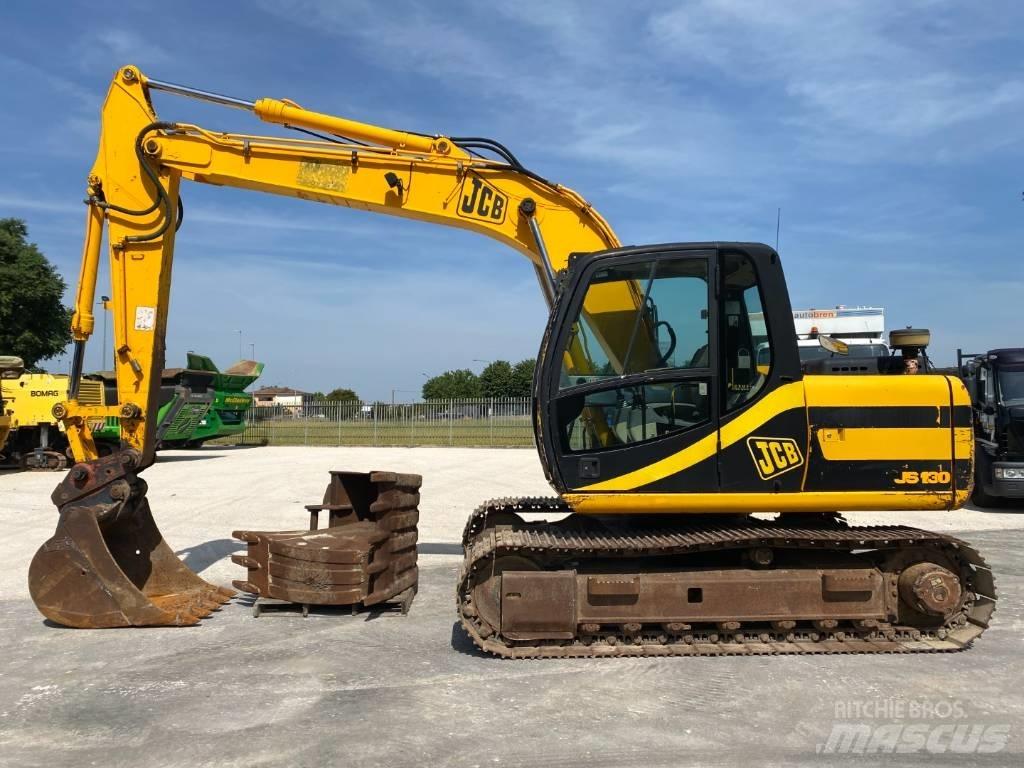 JCB JS 130 Rupsgraafmachines