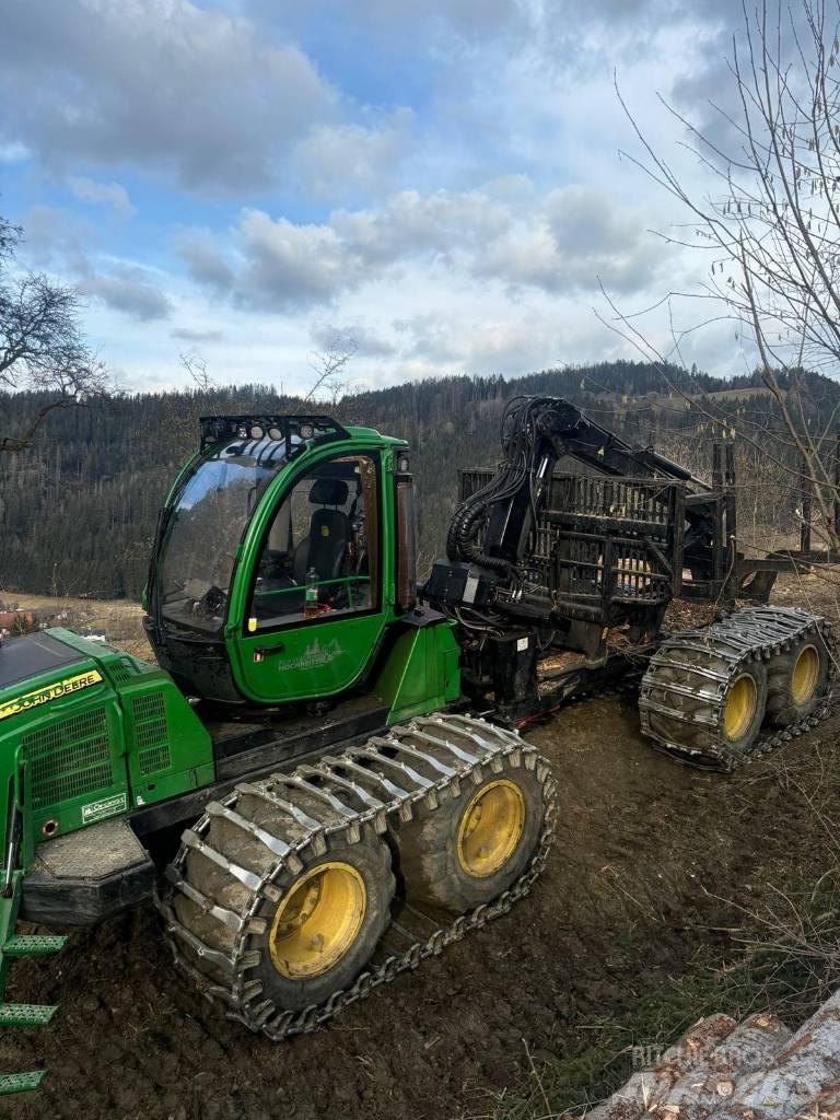 John Deere 1110 E Uitrijwagens