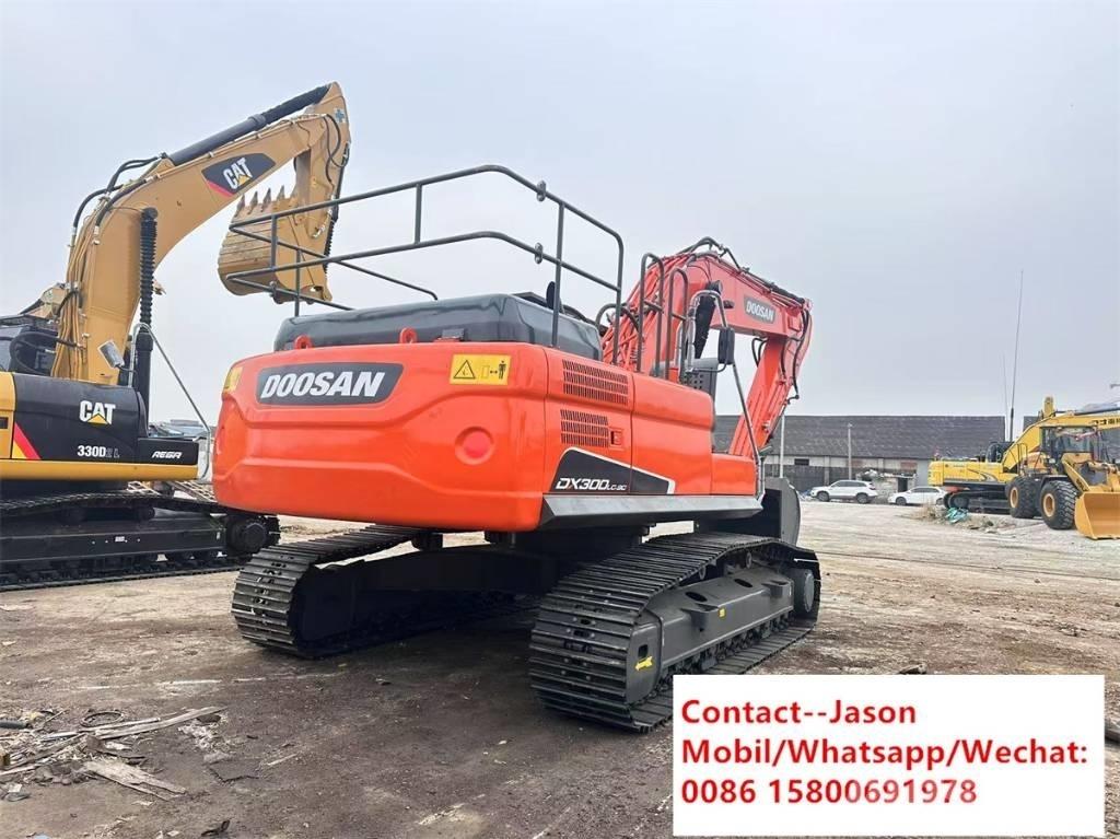 Doosan DX 300 LCA Rupsgraafmachines