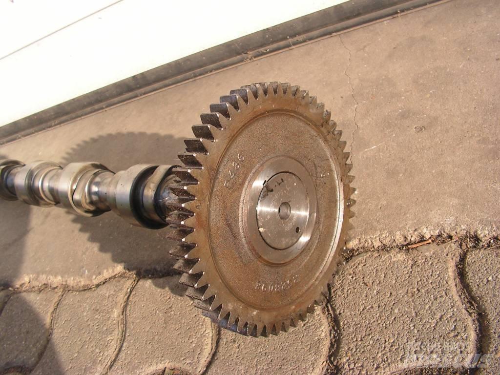 John Deere 8245 R Motoren