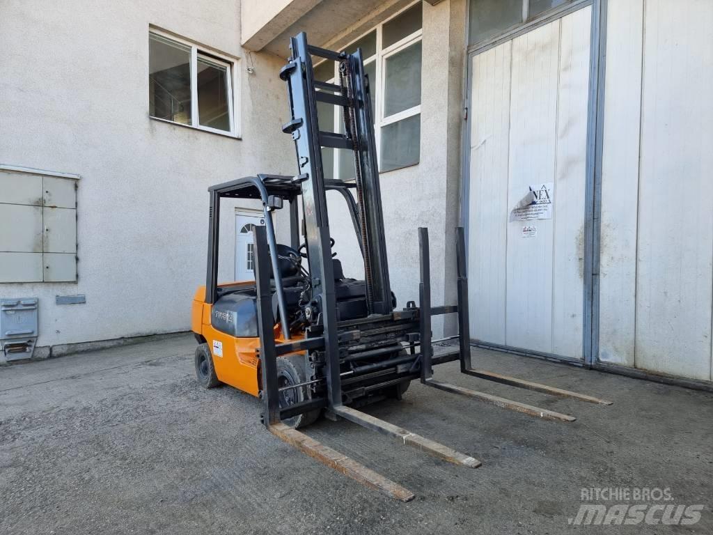 Toyota 02-7 FD 25 Diesel heftrucks
