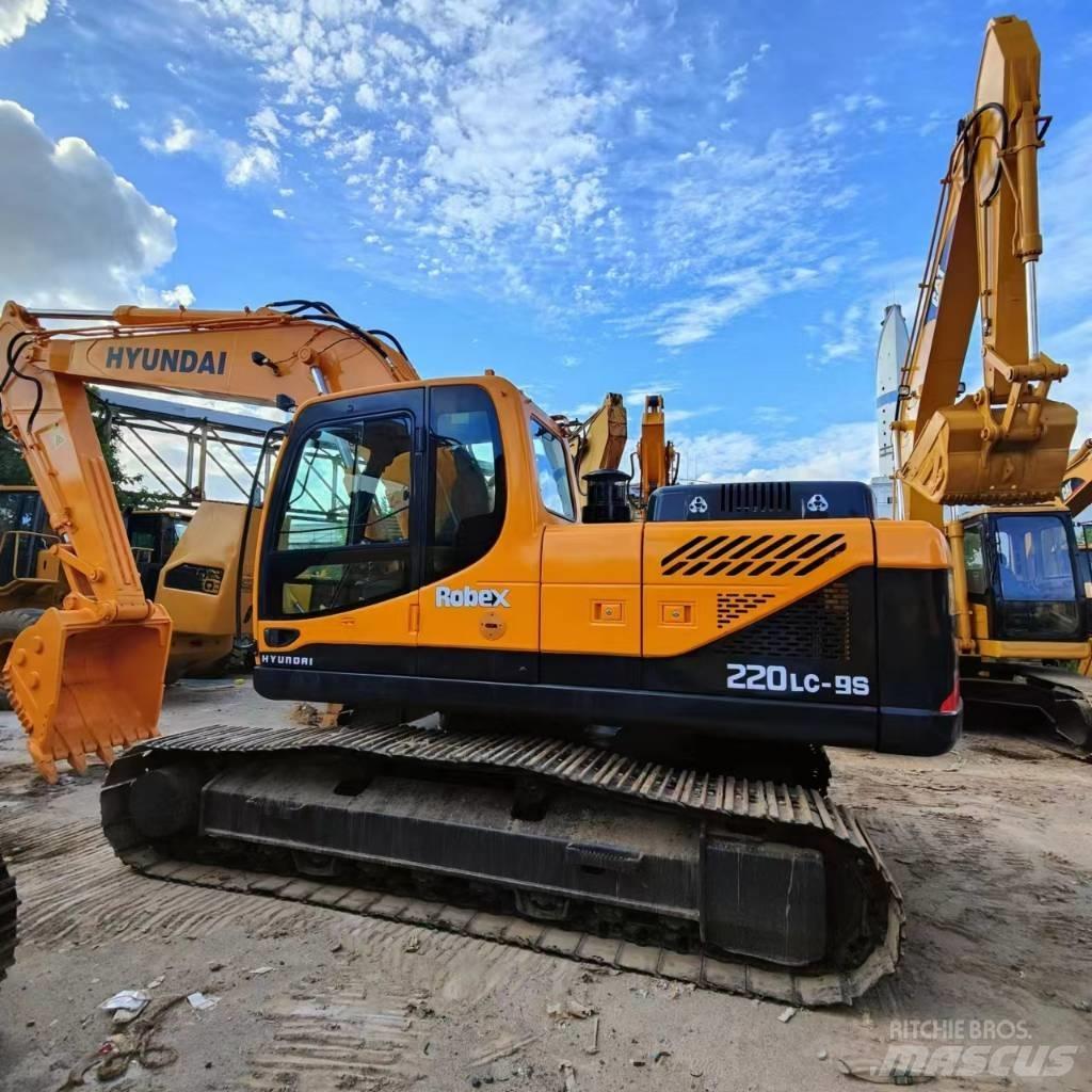 Hyundai 220-9s Rupsgraafmachines