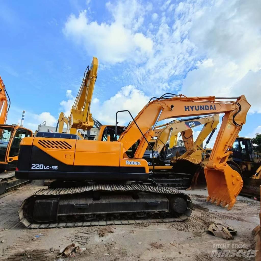 Hyundai 220-9s Rupsgraafmachines