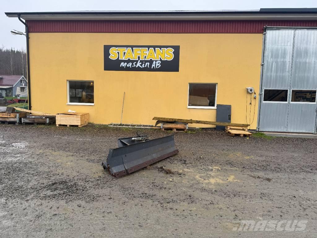 Sami Frontblad Sneeuwschuivers en -ploegen