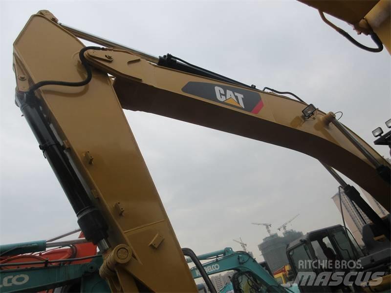 CAT 320 D L Rupsgraafmachines