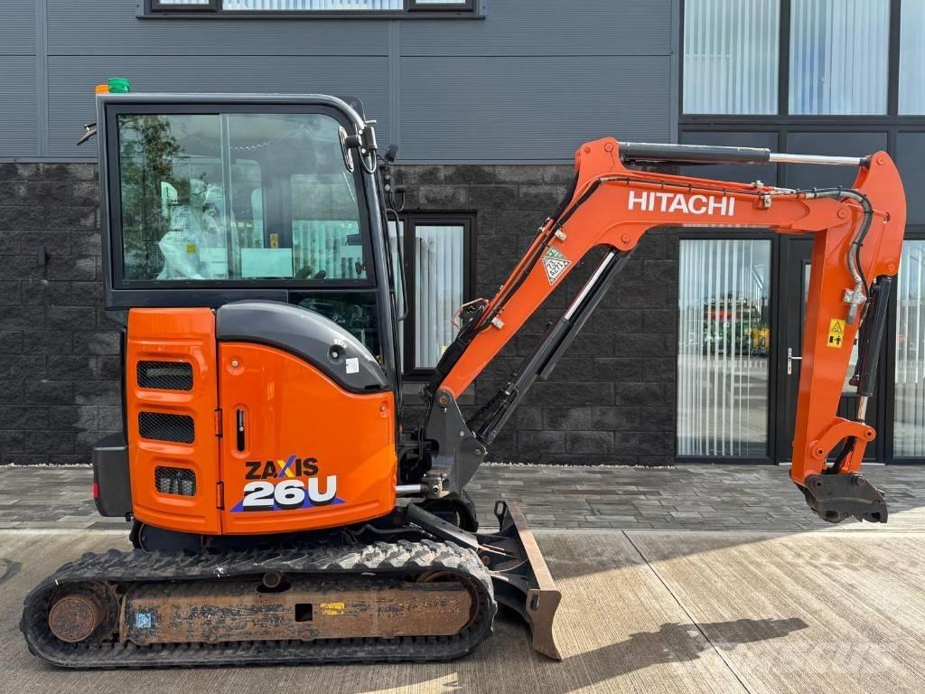 Hitachi ZX 26 U-6 Minigraafmachines < 7t