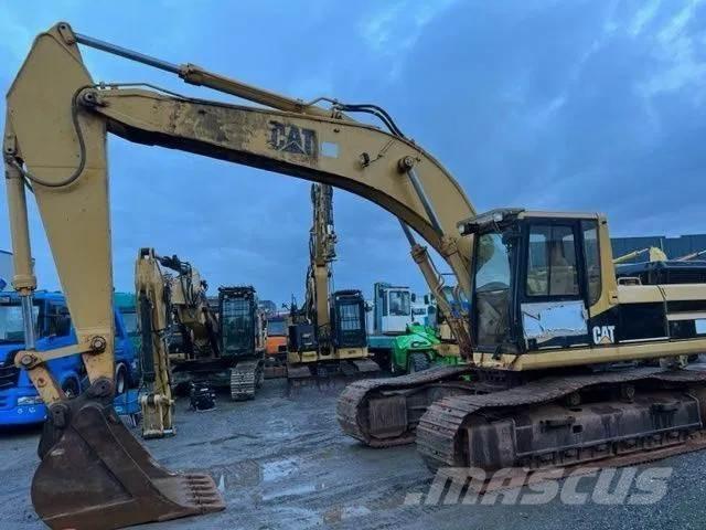 CAT 330 L Rupsgraafmachines