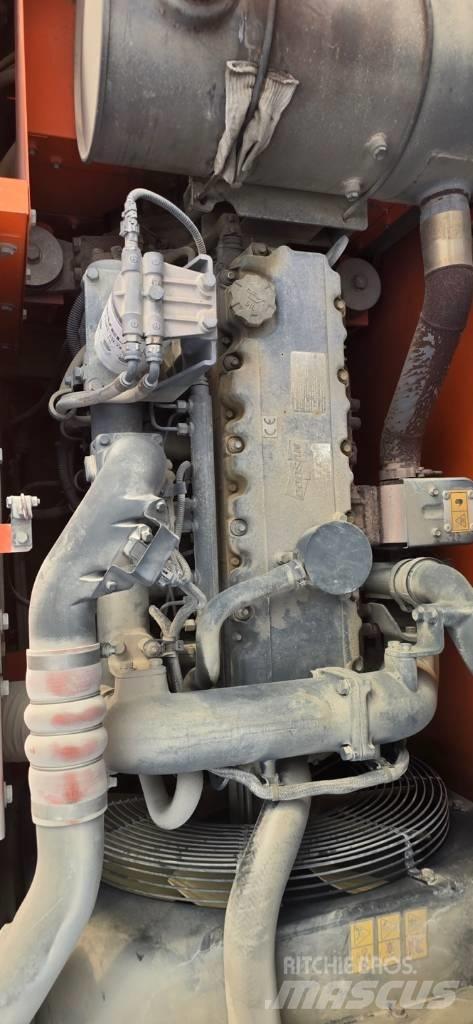 Doosan DX 210 W Wielgraafmachines