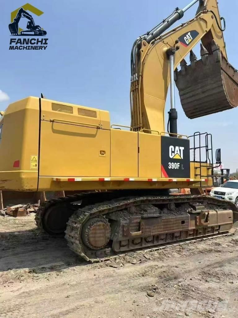CAT 390F Rupsgraafmachines