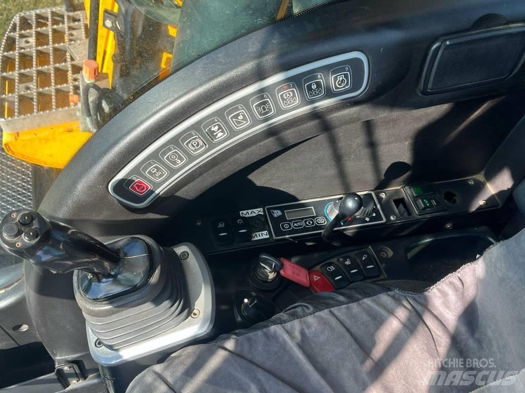 JCB JS 145 W Wielgraafmachines