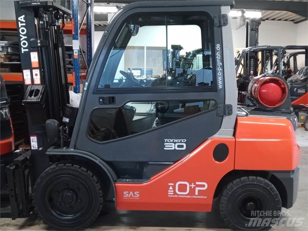 Toyota 02-8FGF30 LPG heftrucks