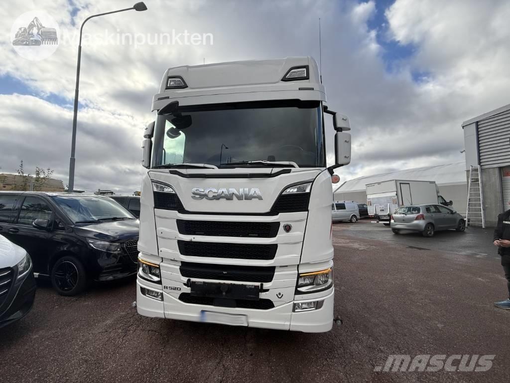 Scania R 520 Trekkers