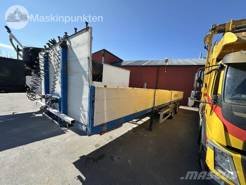 Närko S7HB11L61 Opleggers met meesturende achterwielen