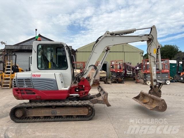 Takeuchi TB 250 Minigraafmachines < 7t