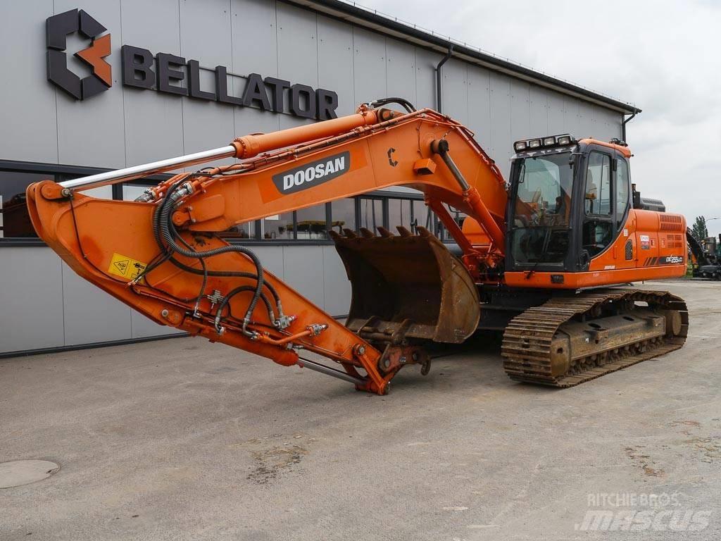 Doosan DX 255 LC-3 Rupsgraafmachines