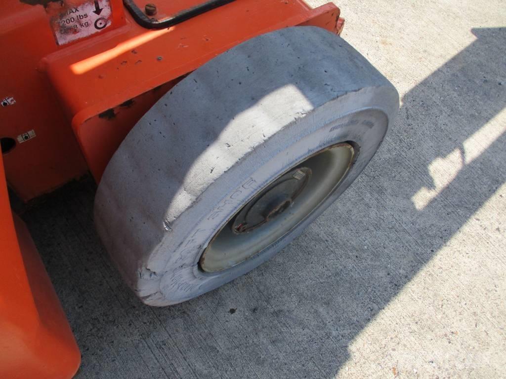 JLG E 400 AJPN (146) Zelfrijdende knikarm hoogwerker