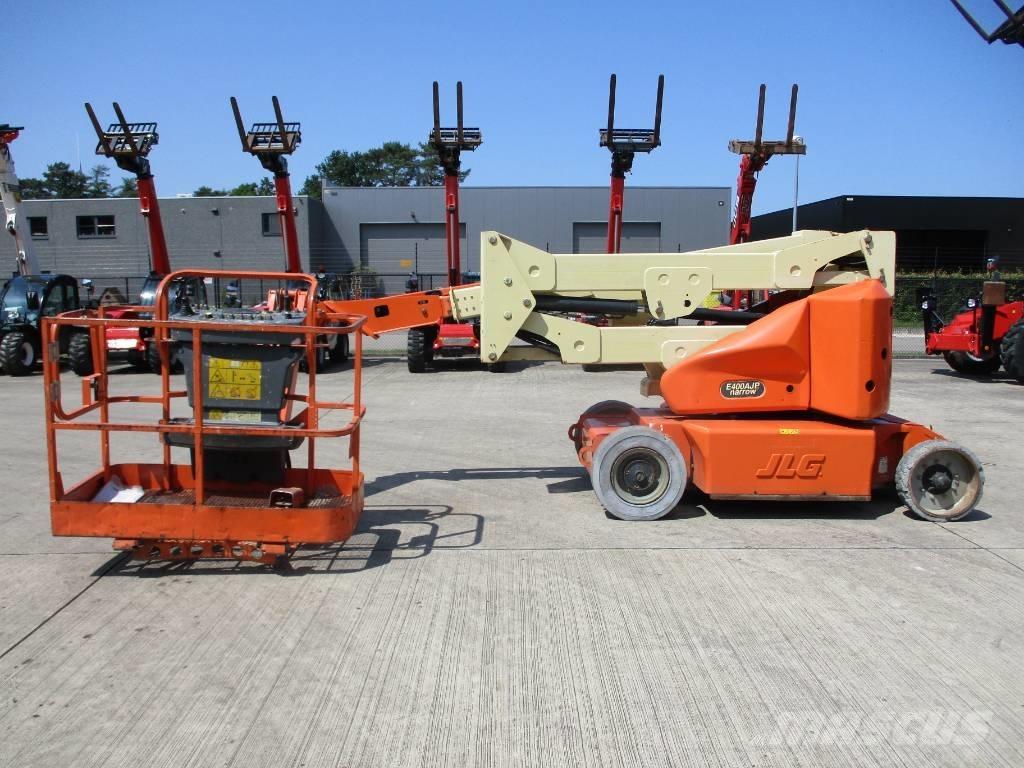 JLG E 400 AJPN (146) Zelfrijdende knikarm hoogwerker