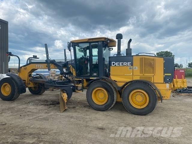 John Deere 772 G Graders