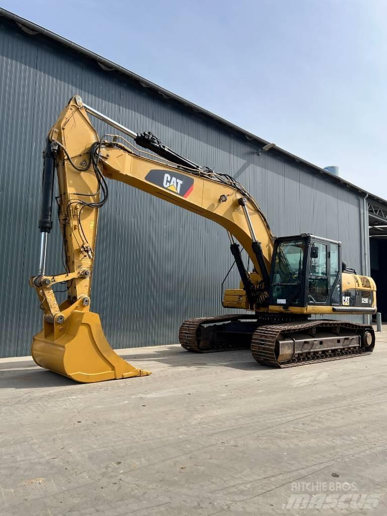CAT 329D LN Rupsgraafmachines