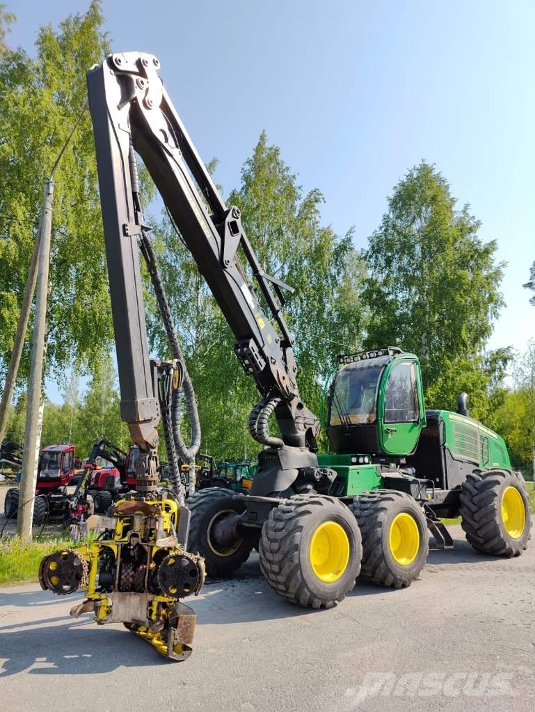 John Deere 1270 G Harvesters