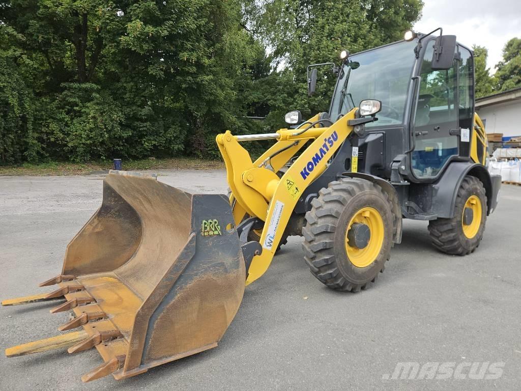 Komatsu WA 70 M-8 Wielladers