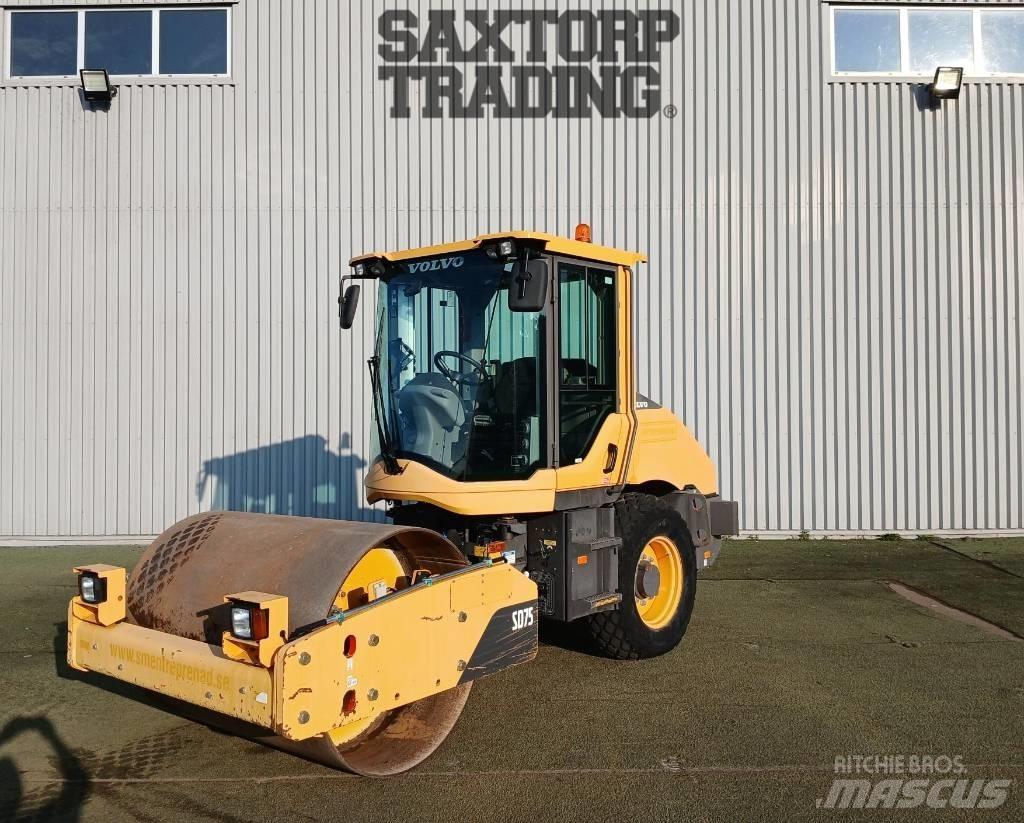 Volvo SD75, Vält Trilrolwalsen