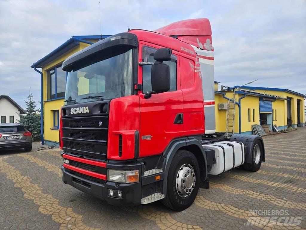 Scania 124 L 420 Trekkers