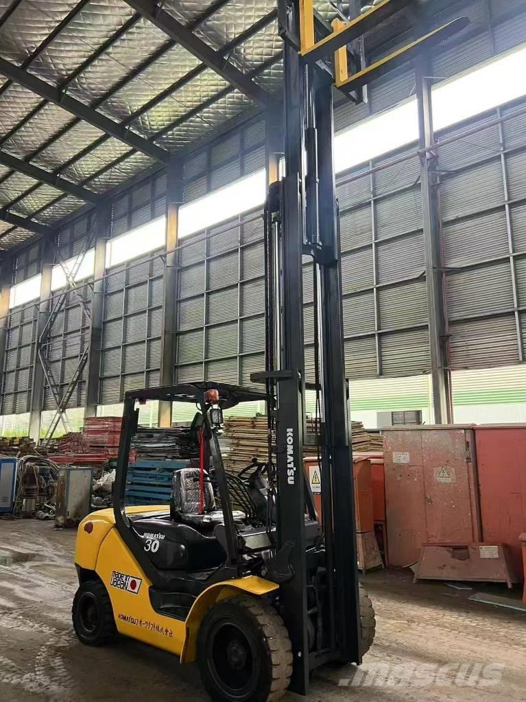 Komatsu FD 30 T-17 Diesel heftrucks