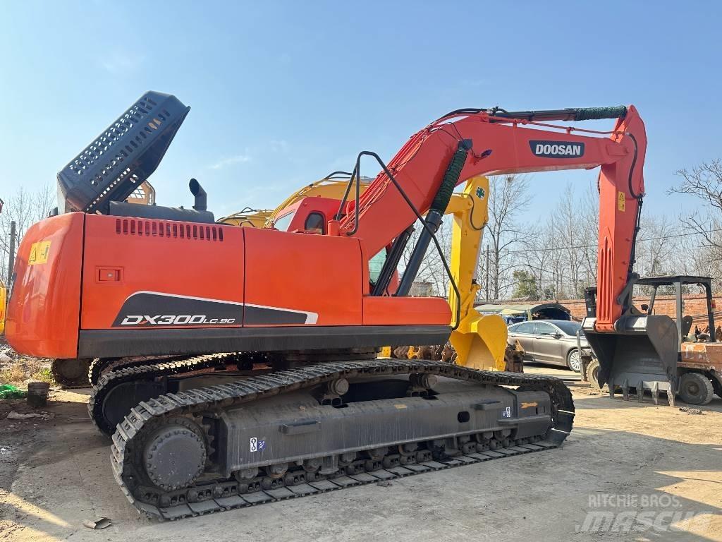 Doosan DX 300 LC Rupsgraafmachines