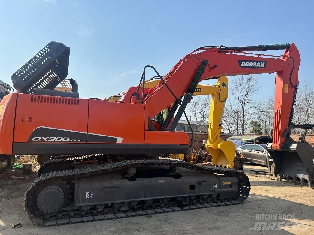 Doosan DX 300 LC Rupsgraafmachines